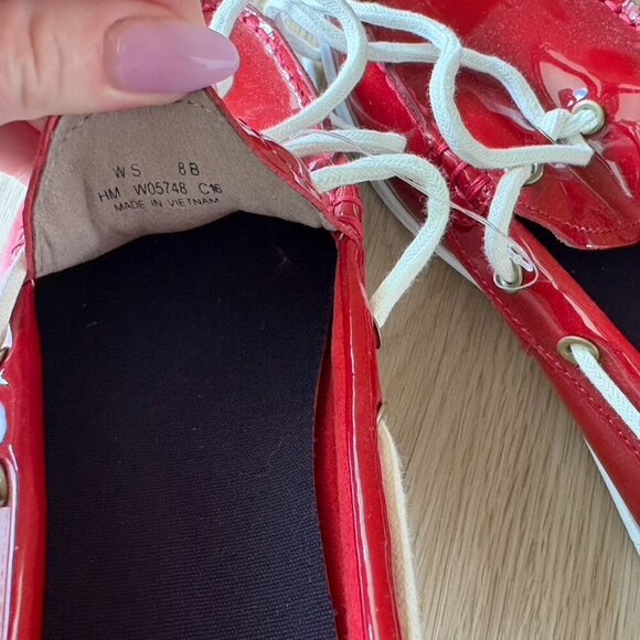 Cole Haan Womens Red Patent Leather Boat Shoes NWOT Size 8 - Picture 7 of 7